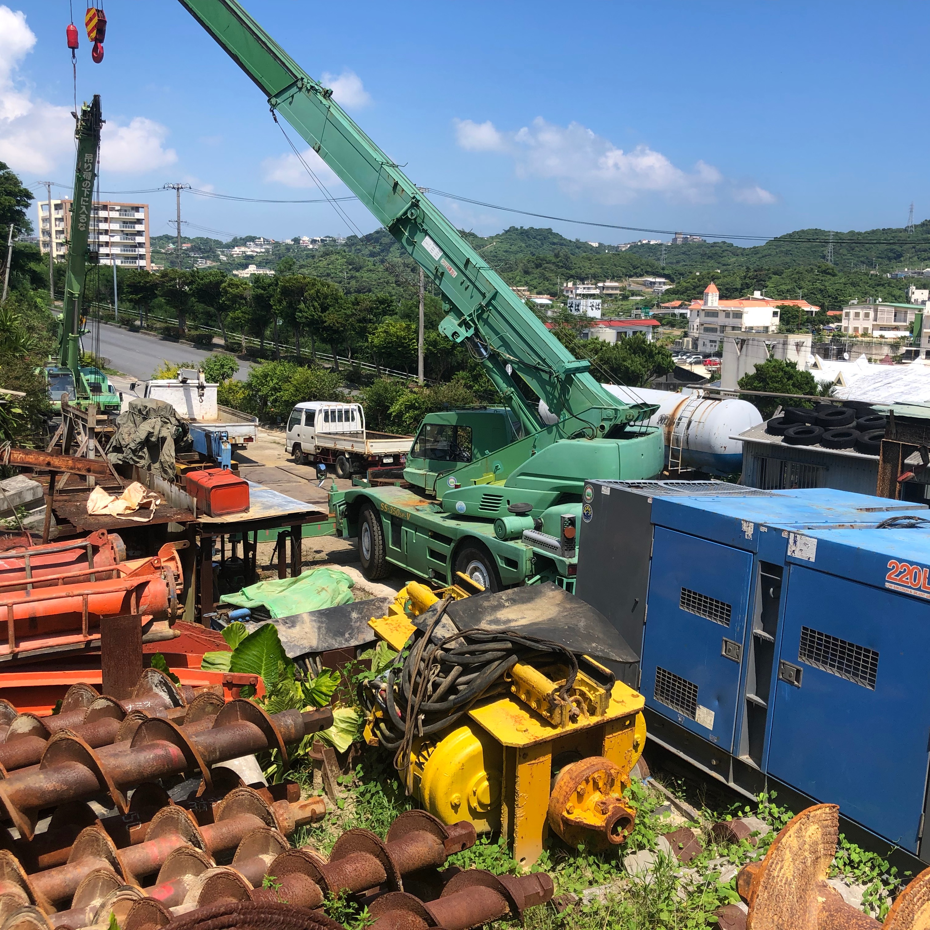 株式会社　丸眞興業 ロゴ
