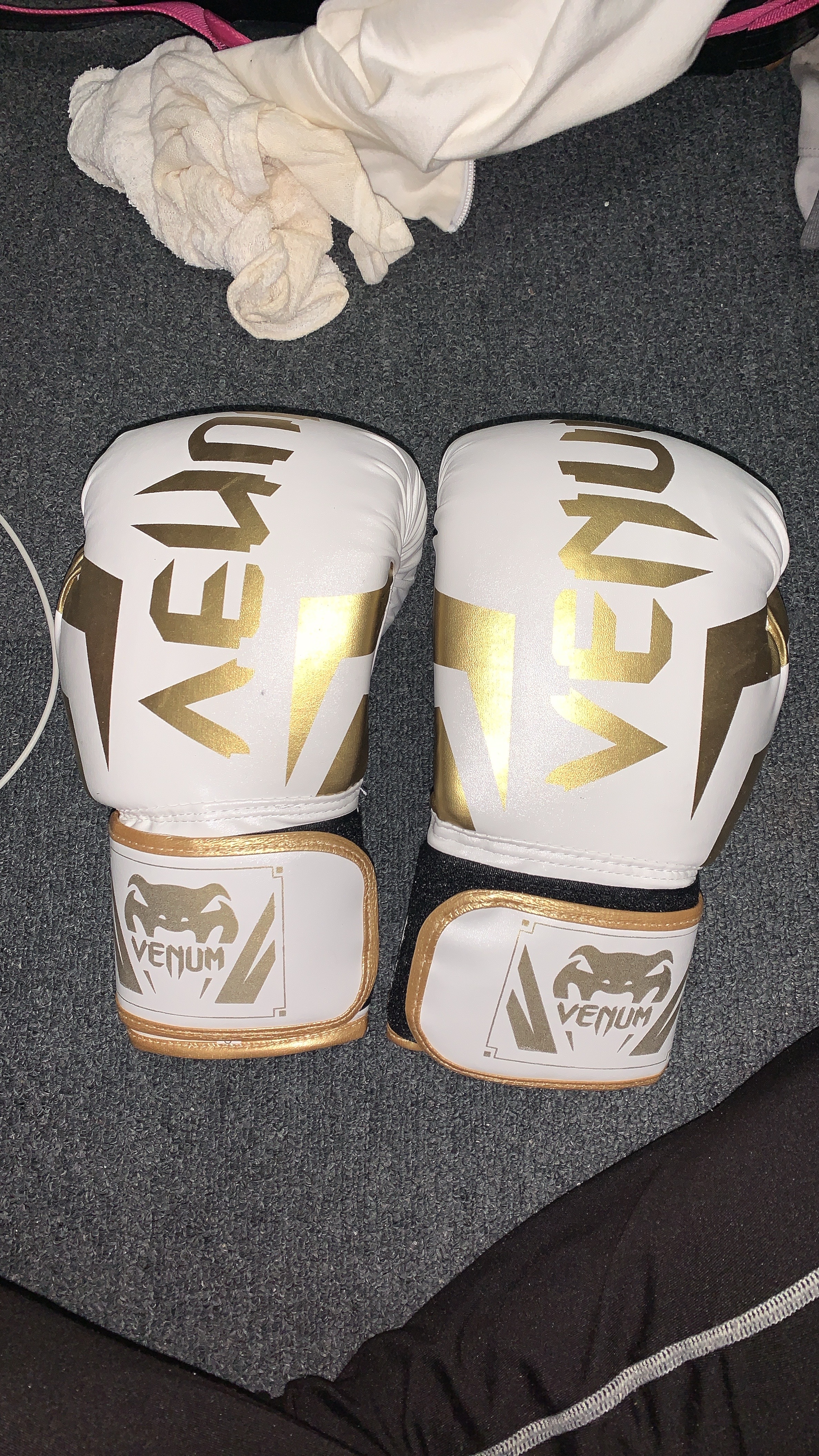 株式会社ミヨシ ロゴ